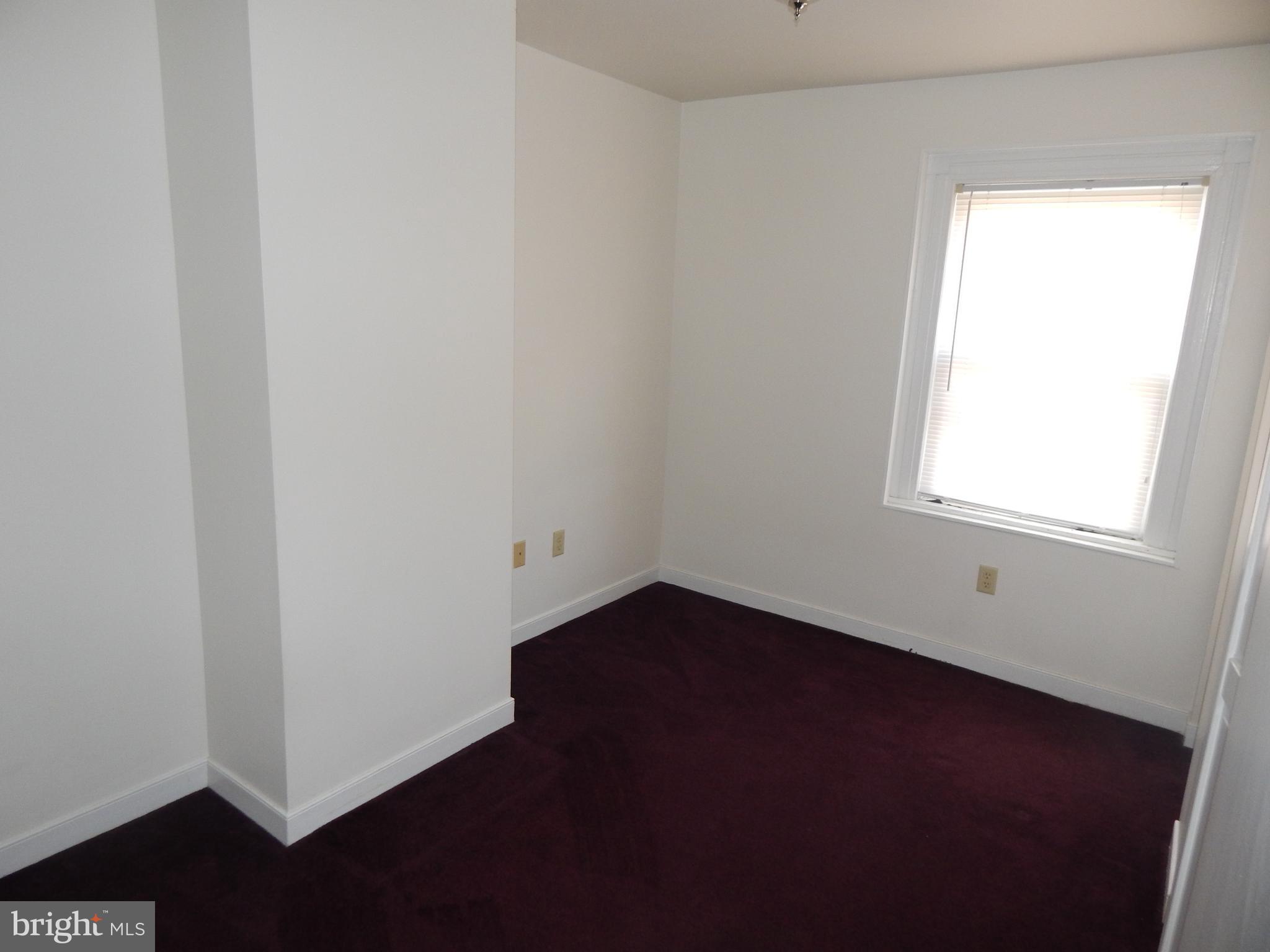 507 W JOHN ST
