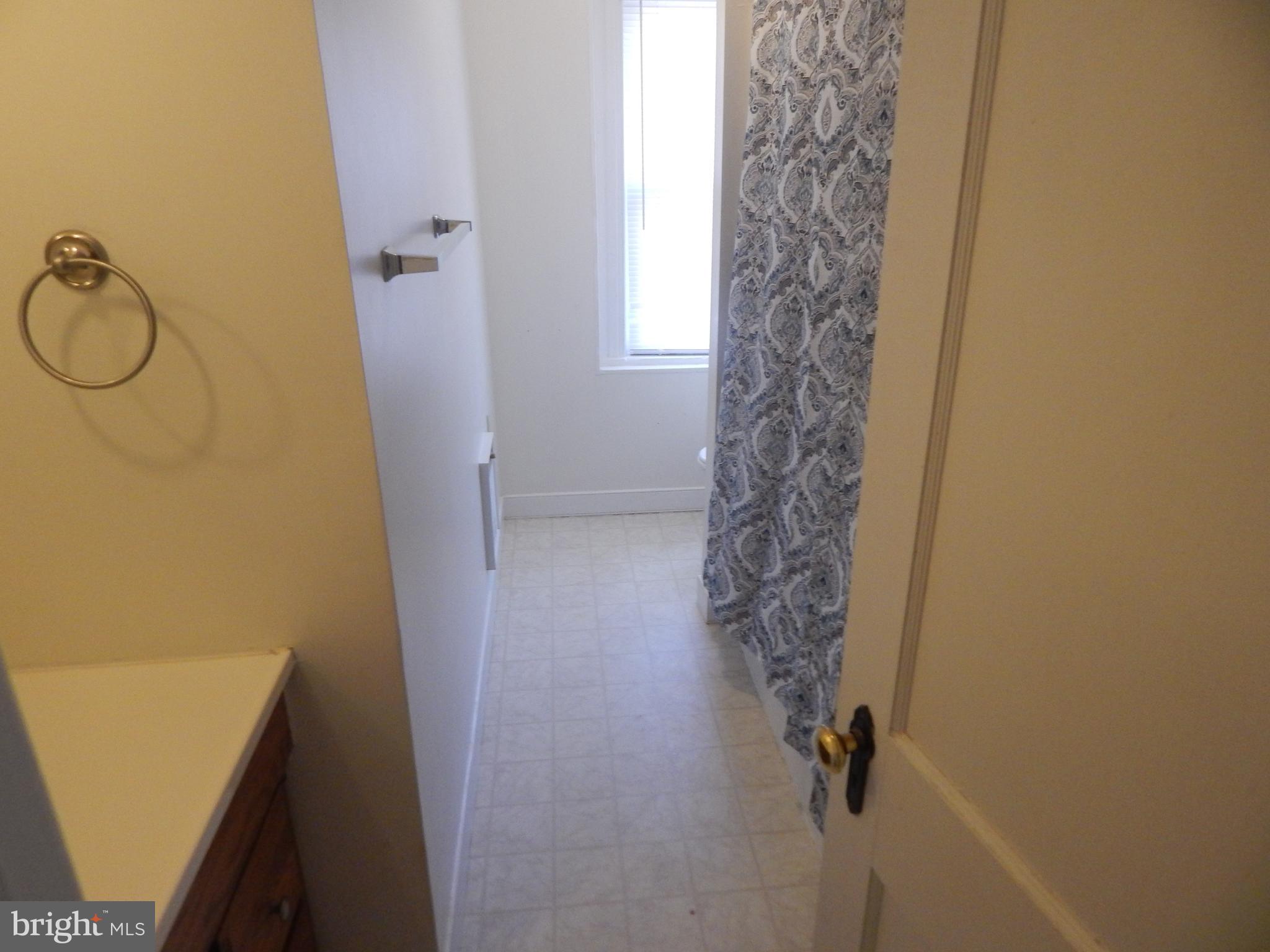 507 W JOHN ST