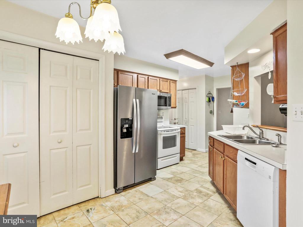 109 FINCH LANE
