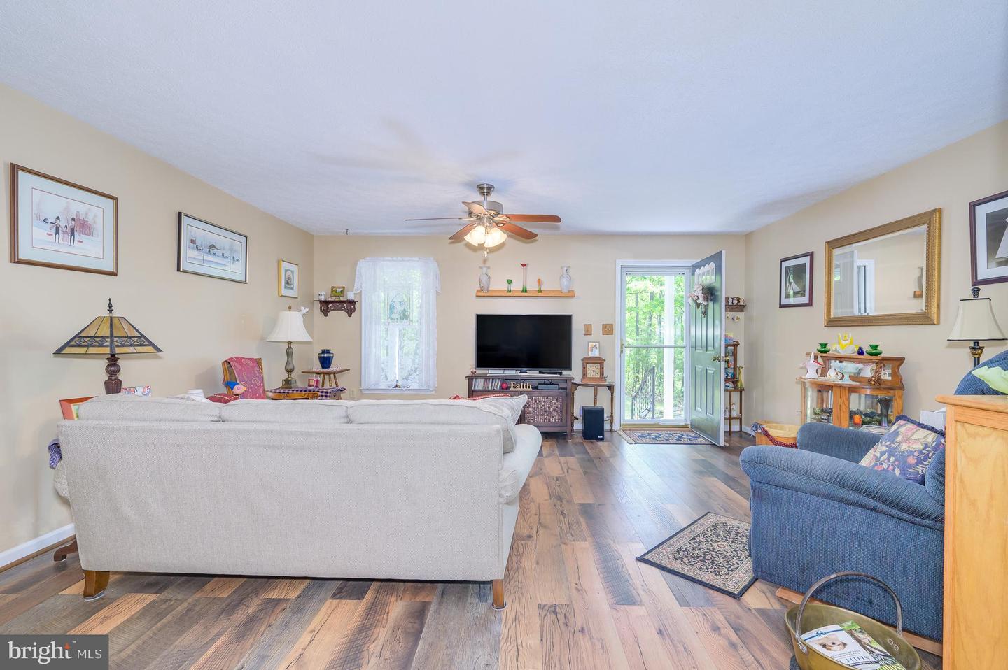 523 Zig Zag Ln