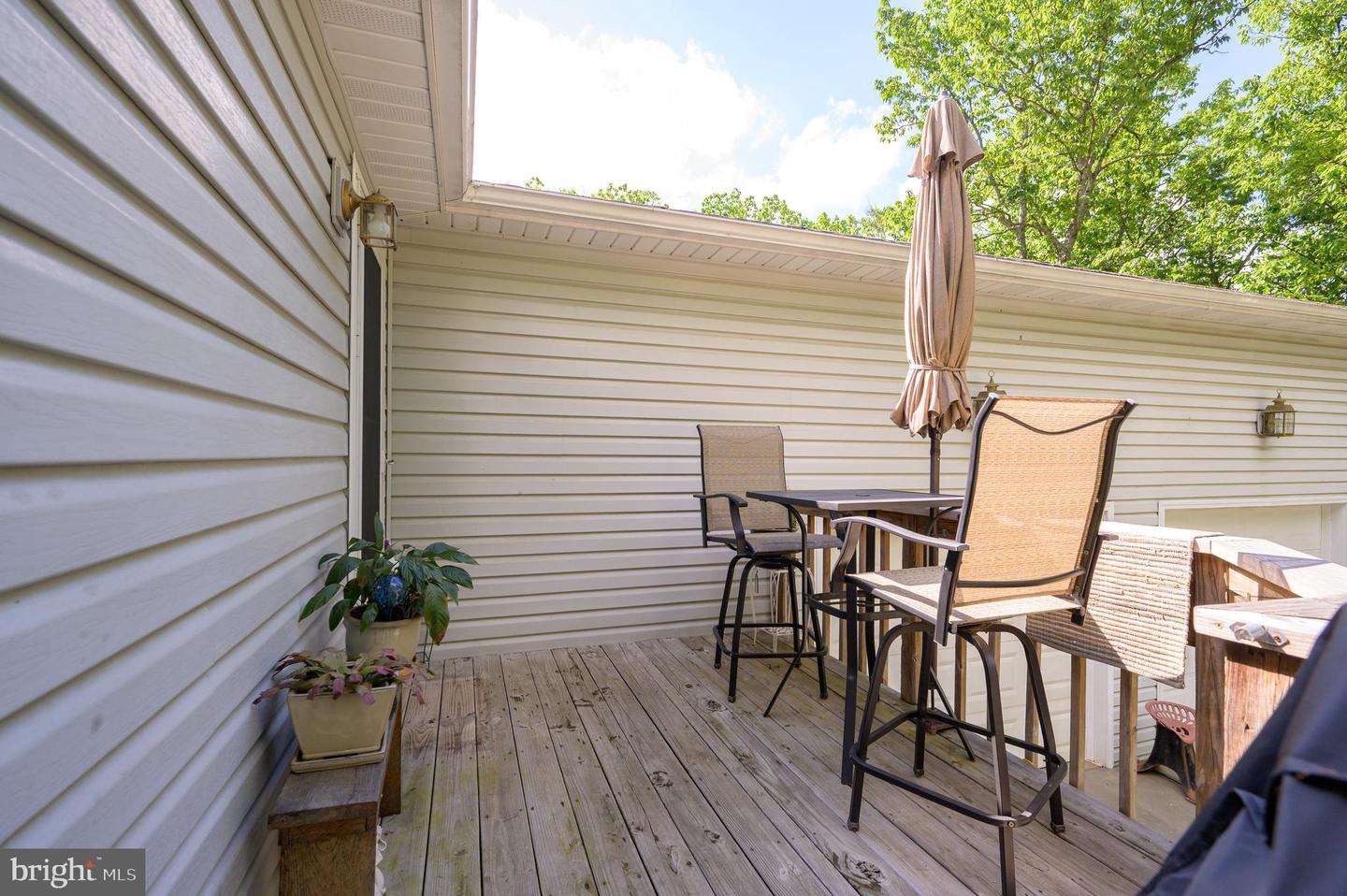 523 Zig Zag Ln