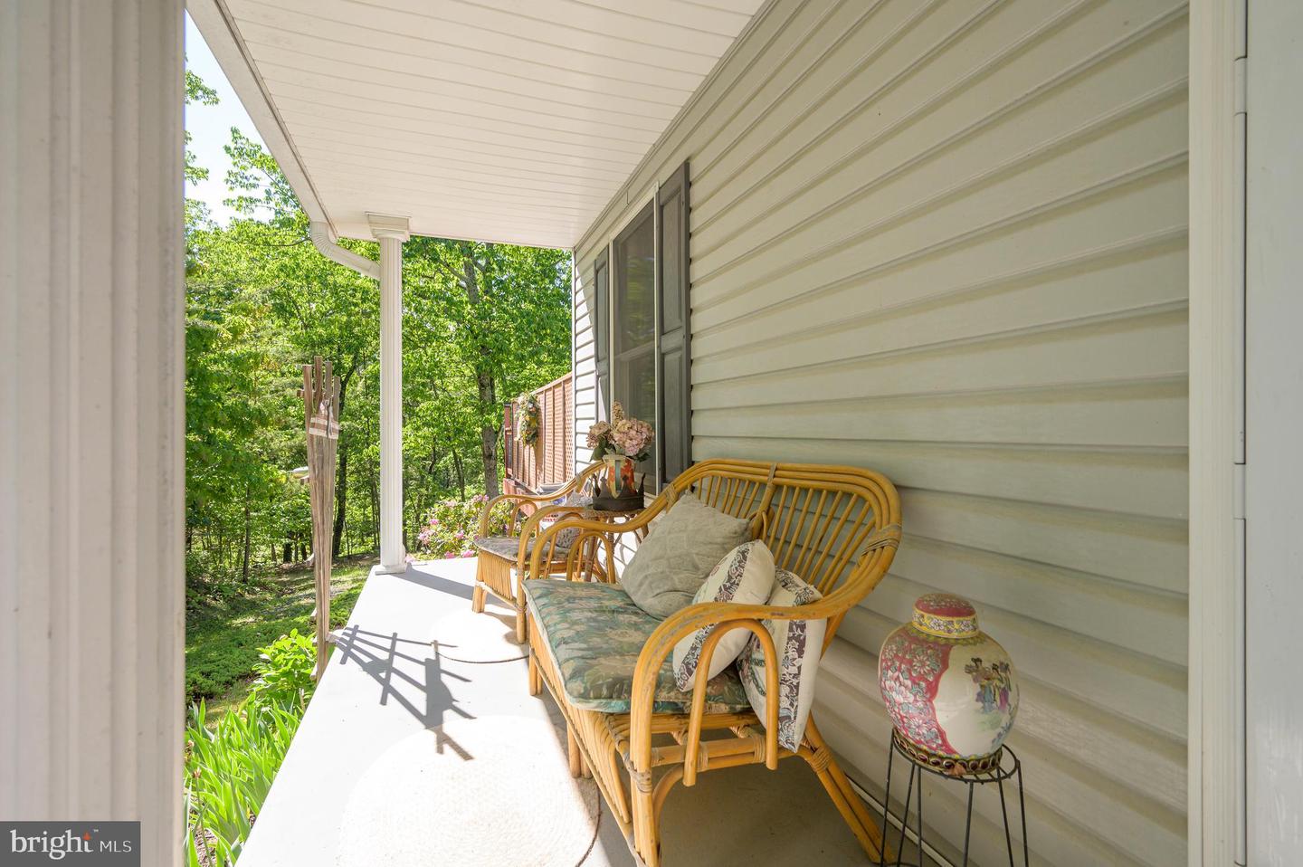 523 Zig Zag Ln