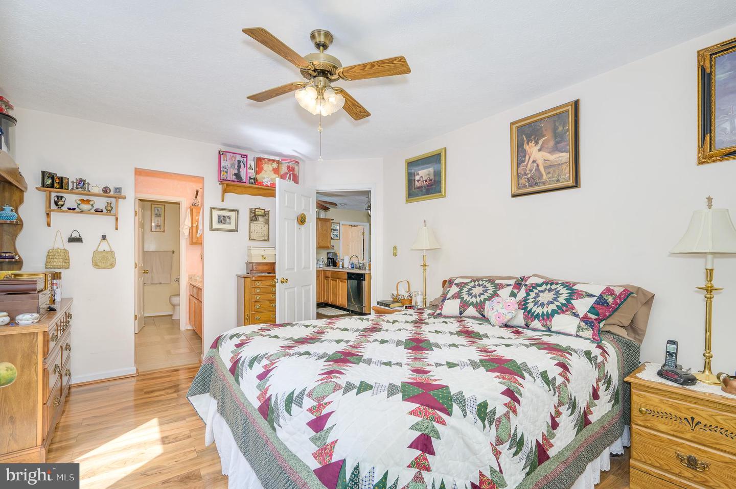 523 Zig Zag Ln