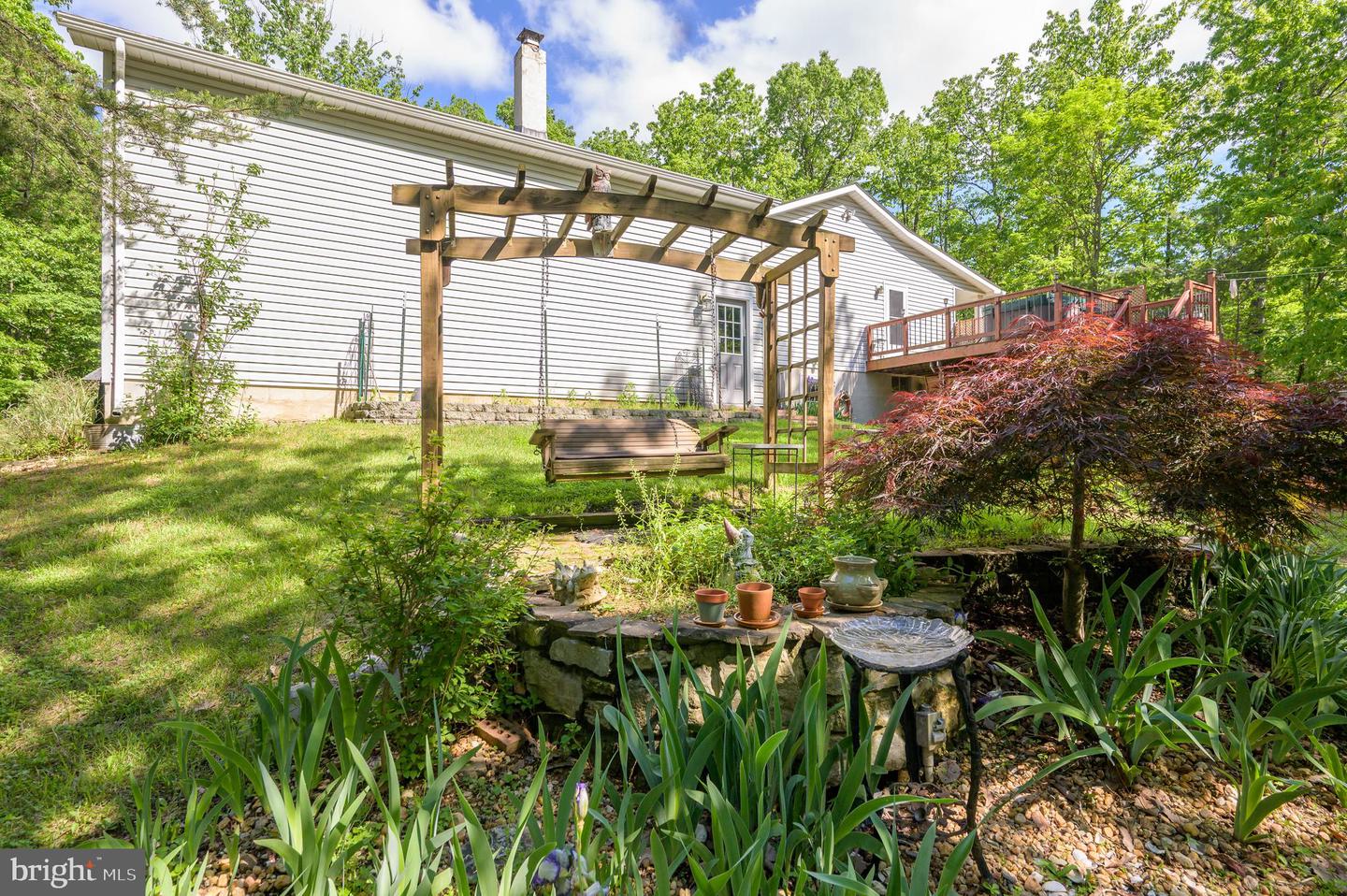 523 Zig Zag Ln