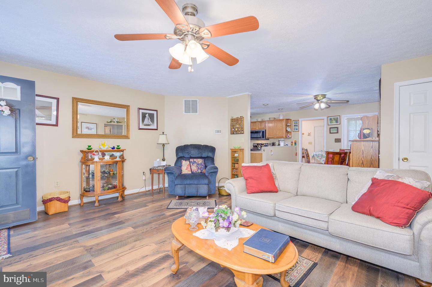 523 Zig Zag Ln