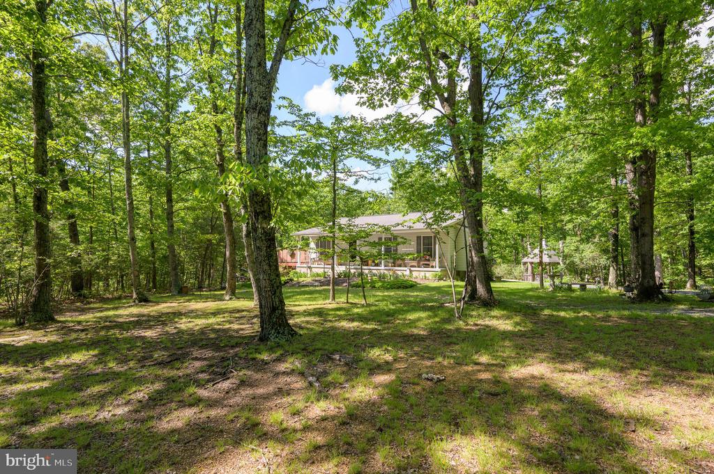 523 Zig Zag Ln