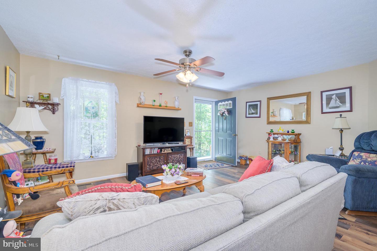 523 Zig Zag Ln