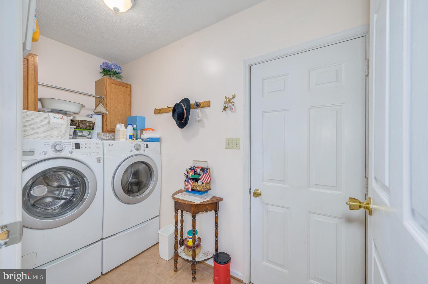 523 Zig Zag Ln
