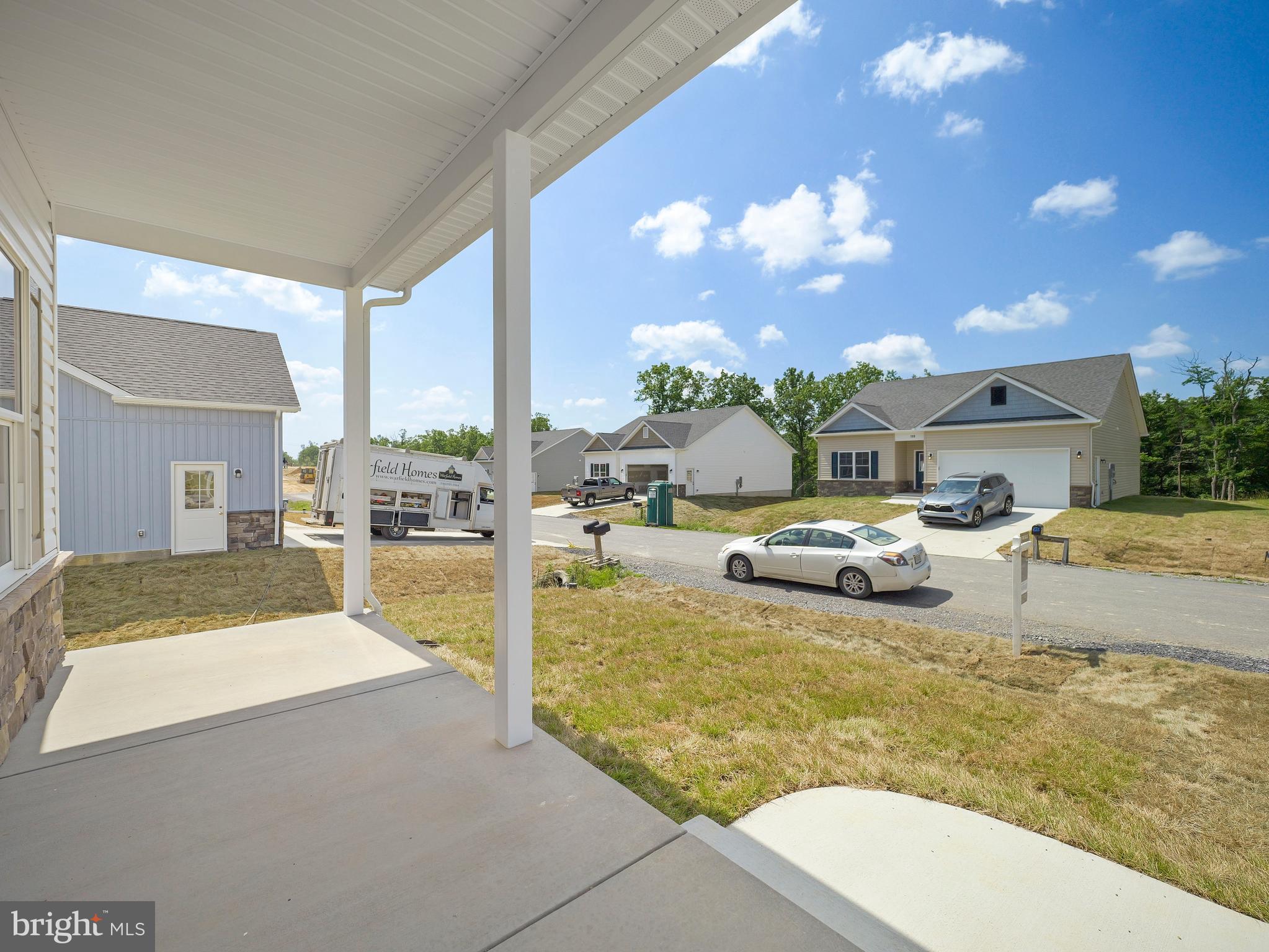 173 Larimar Ln