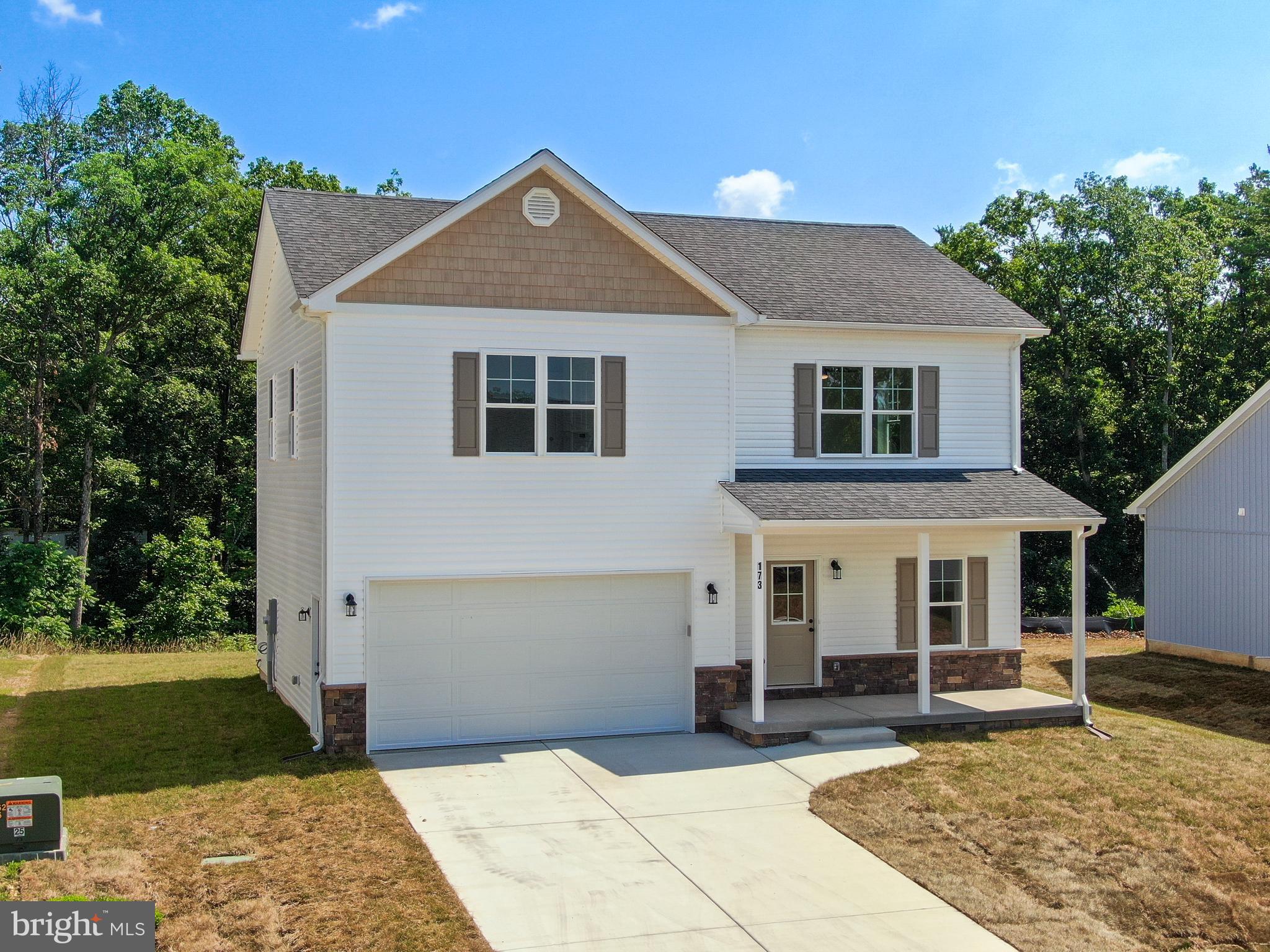 173 Larimar Ln
