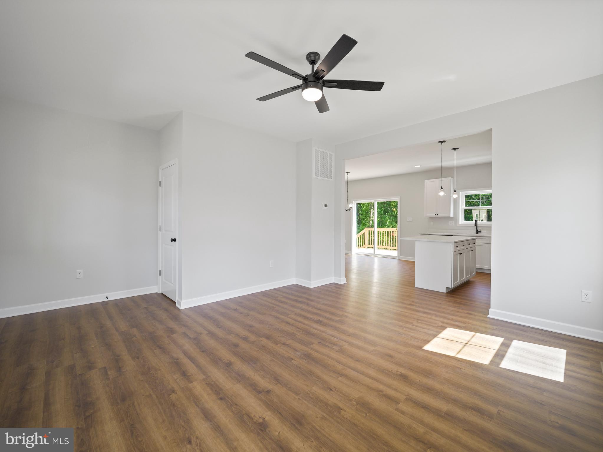 173 Larimar Ln
