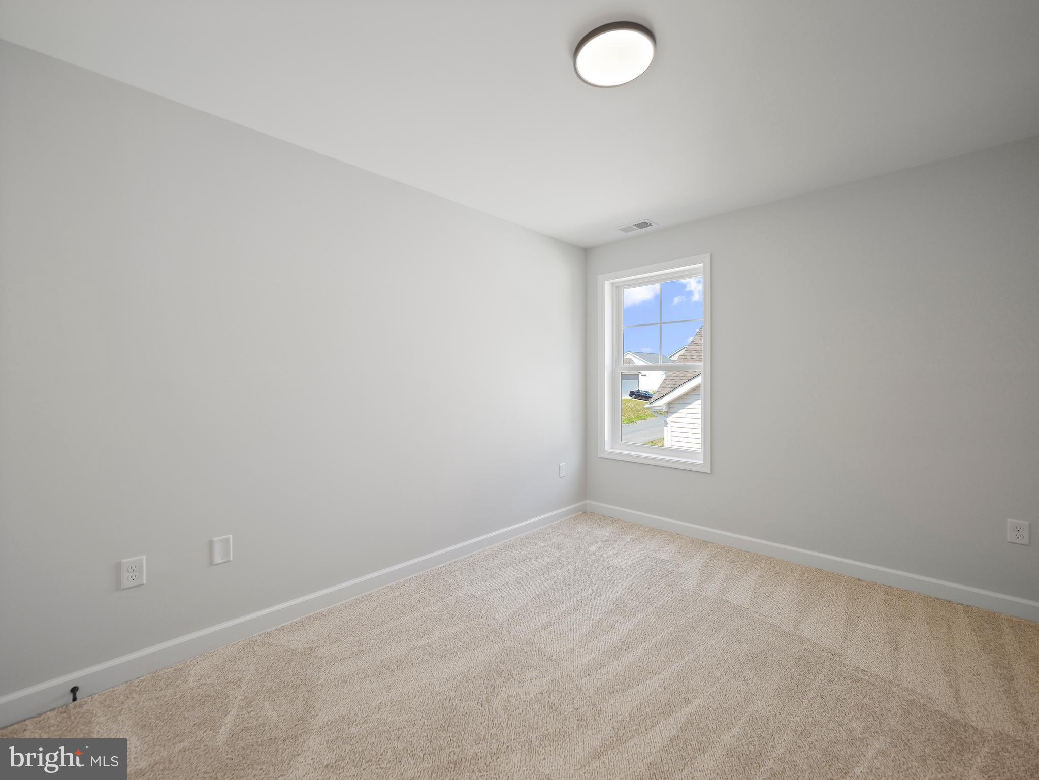 173 Larimar Ln