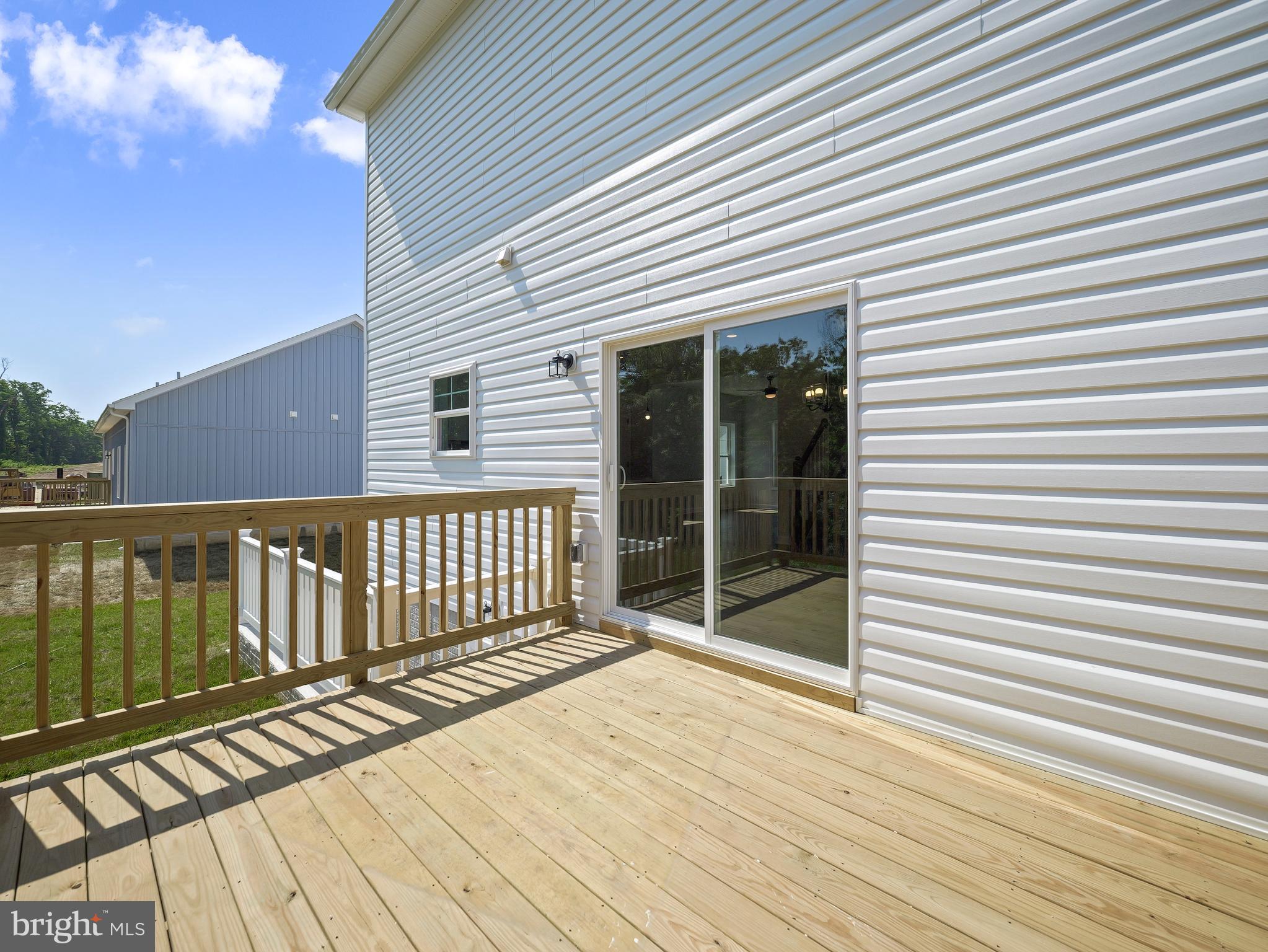 173 Larimar Ln