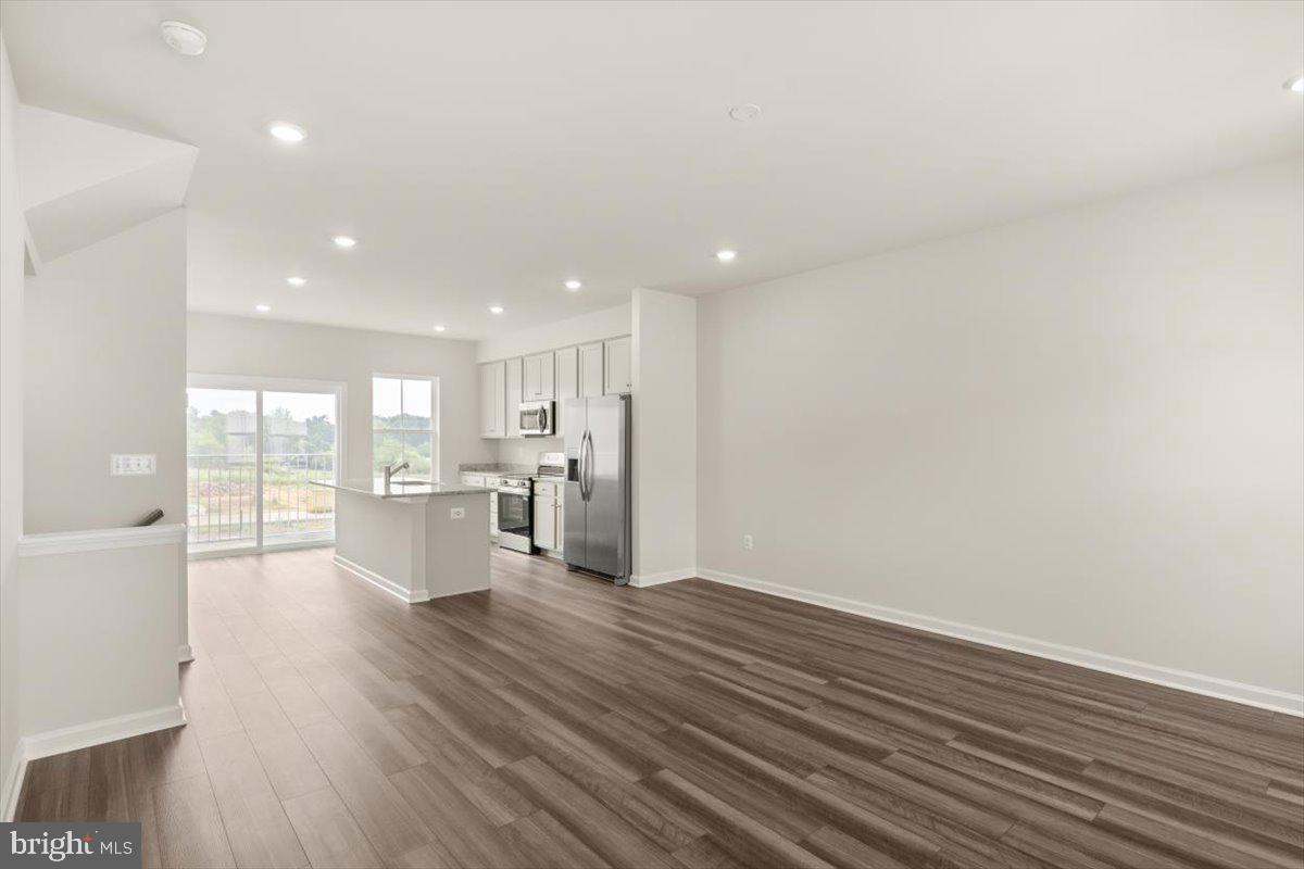 118 MILBURN DR