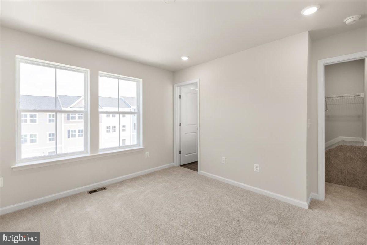 118 MILBURN DR
