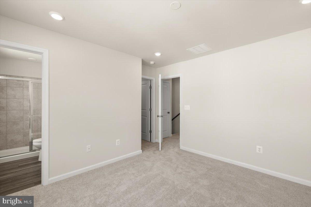 118 MILBURN DR