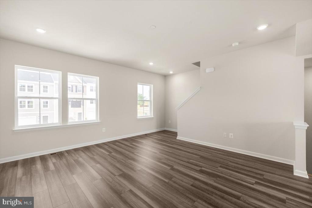 118 MILBURN DR