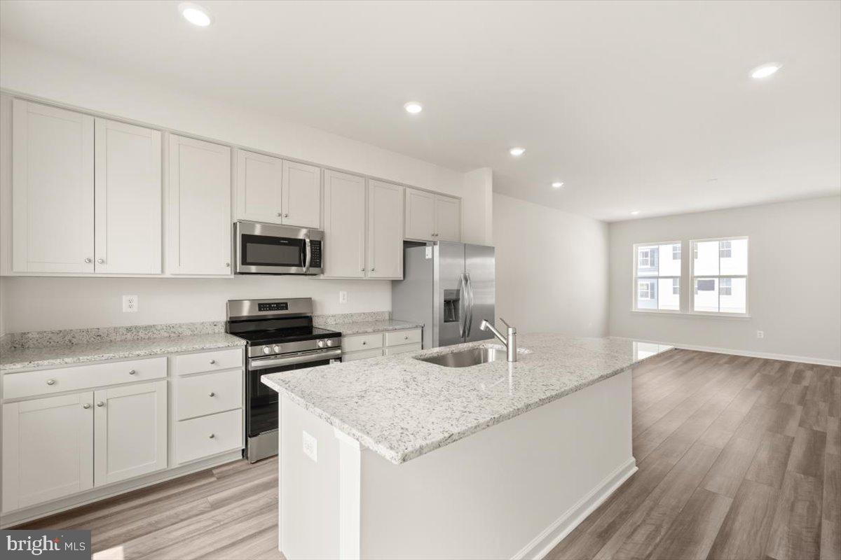 118 MILBURN DR