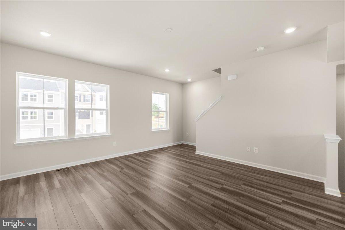 118 MILBURN DR
