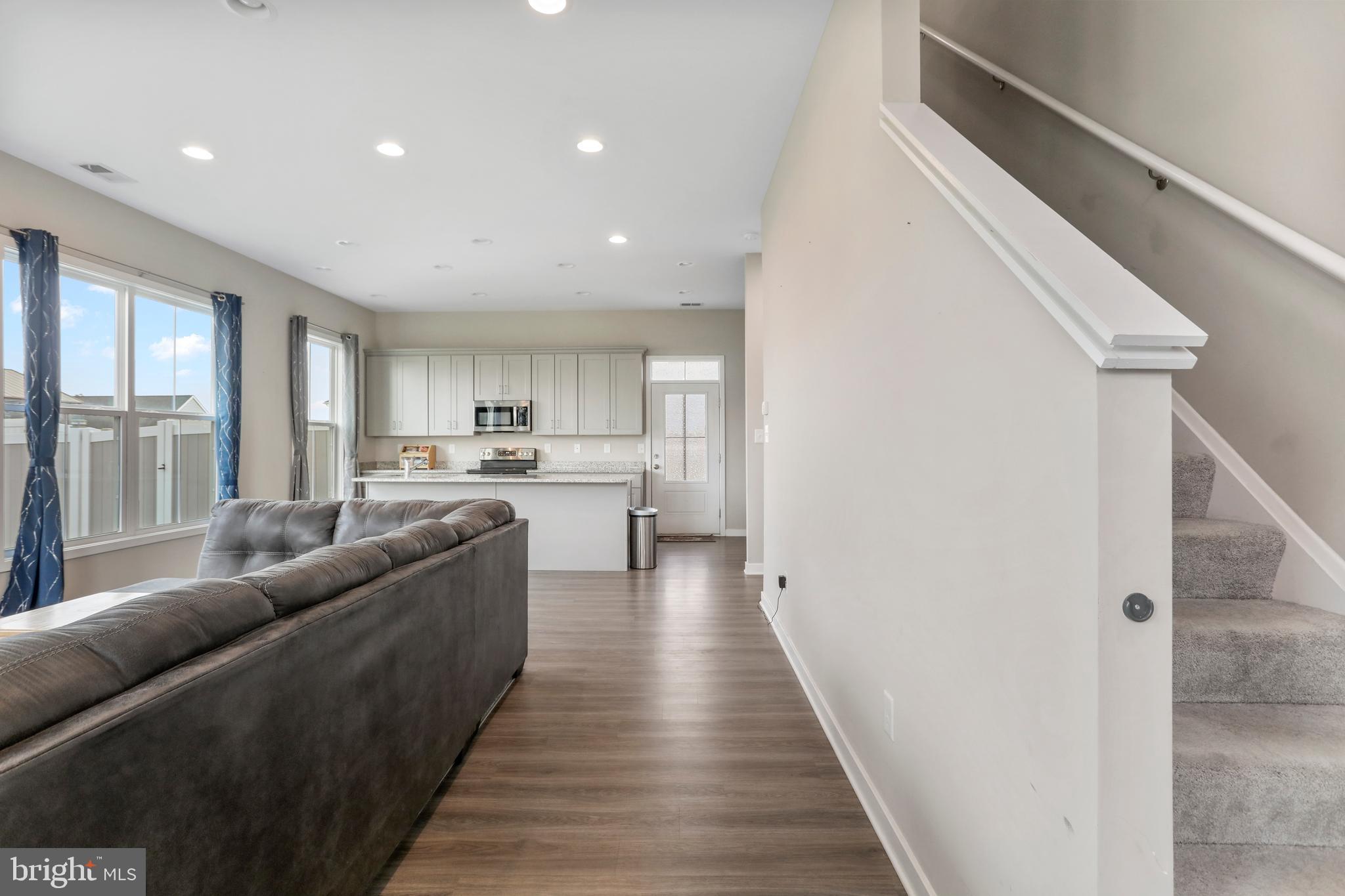 32 BONITA PINE TRAIL