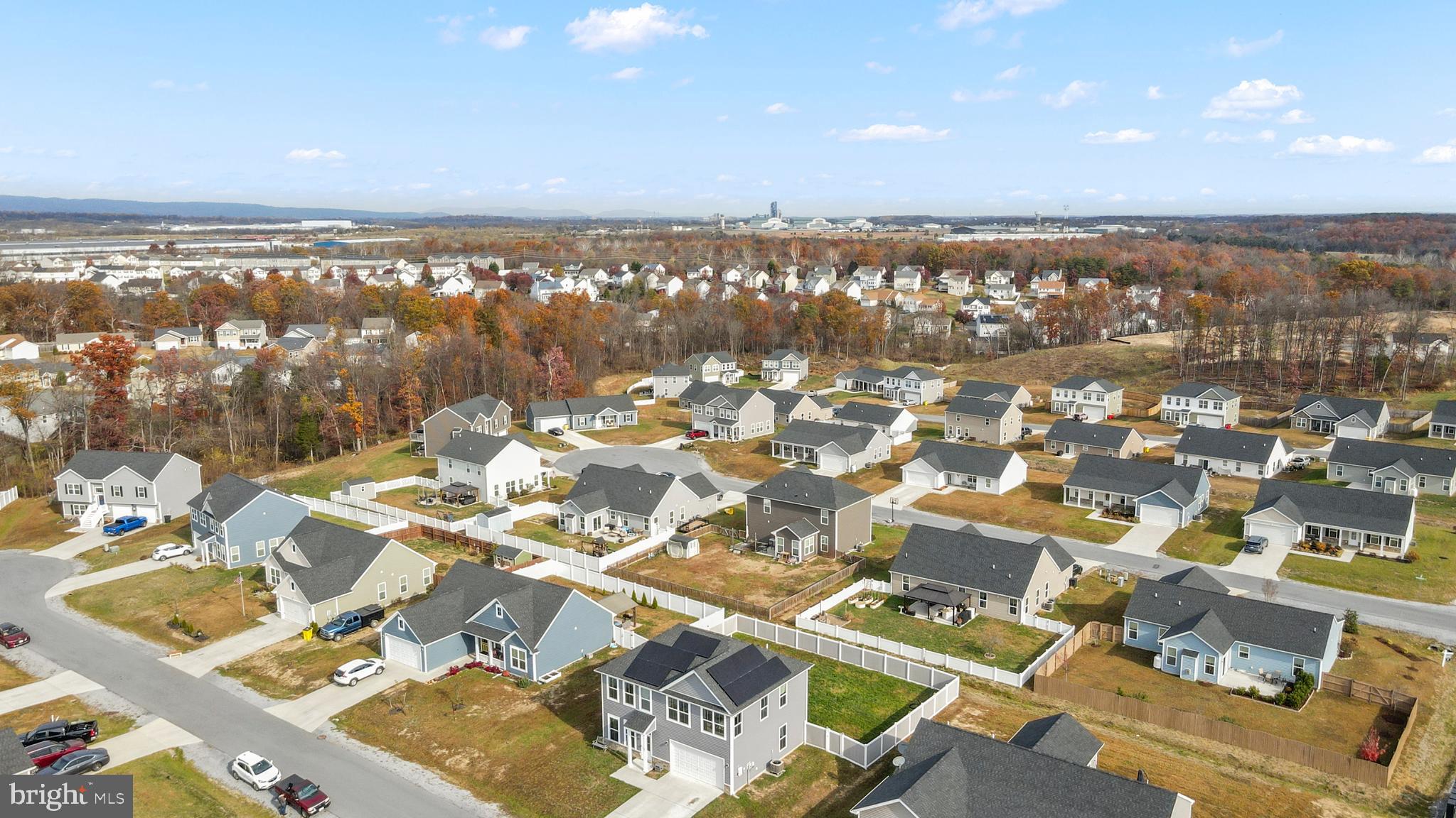 32 BONITA PINE TRAIL