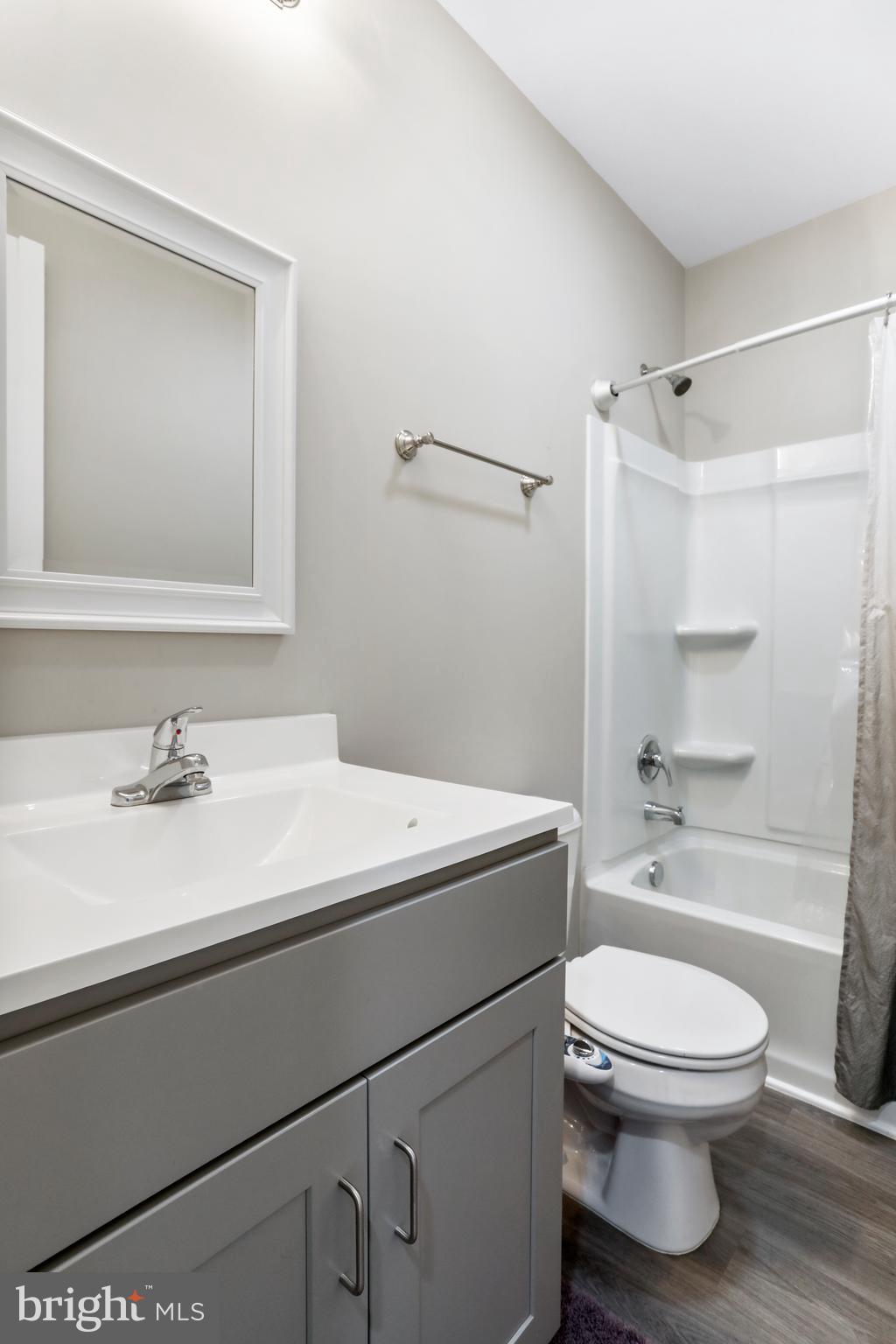 32 BONITA PINE TRAIL