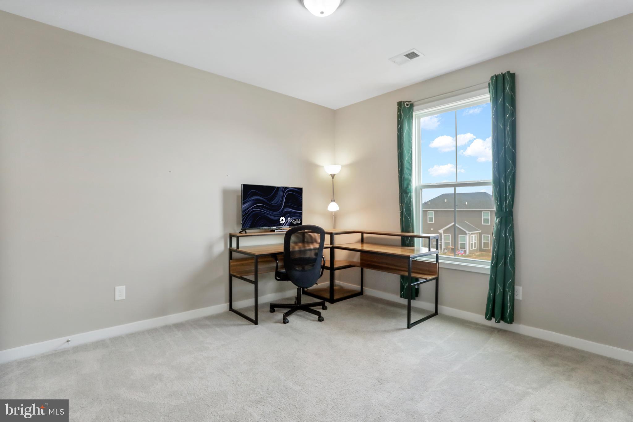 32 BONITA PINE TRAIL