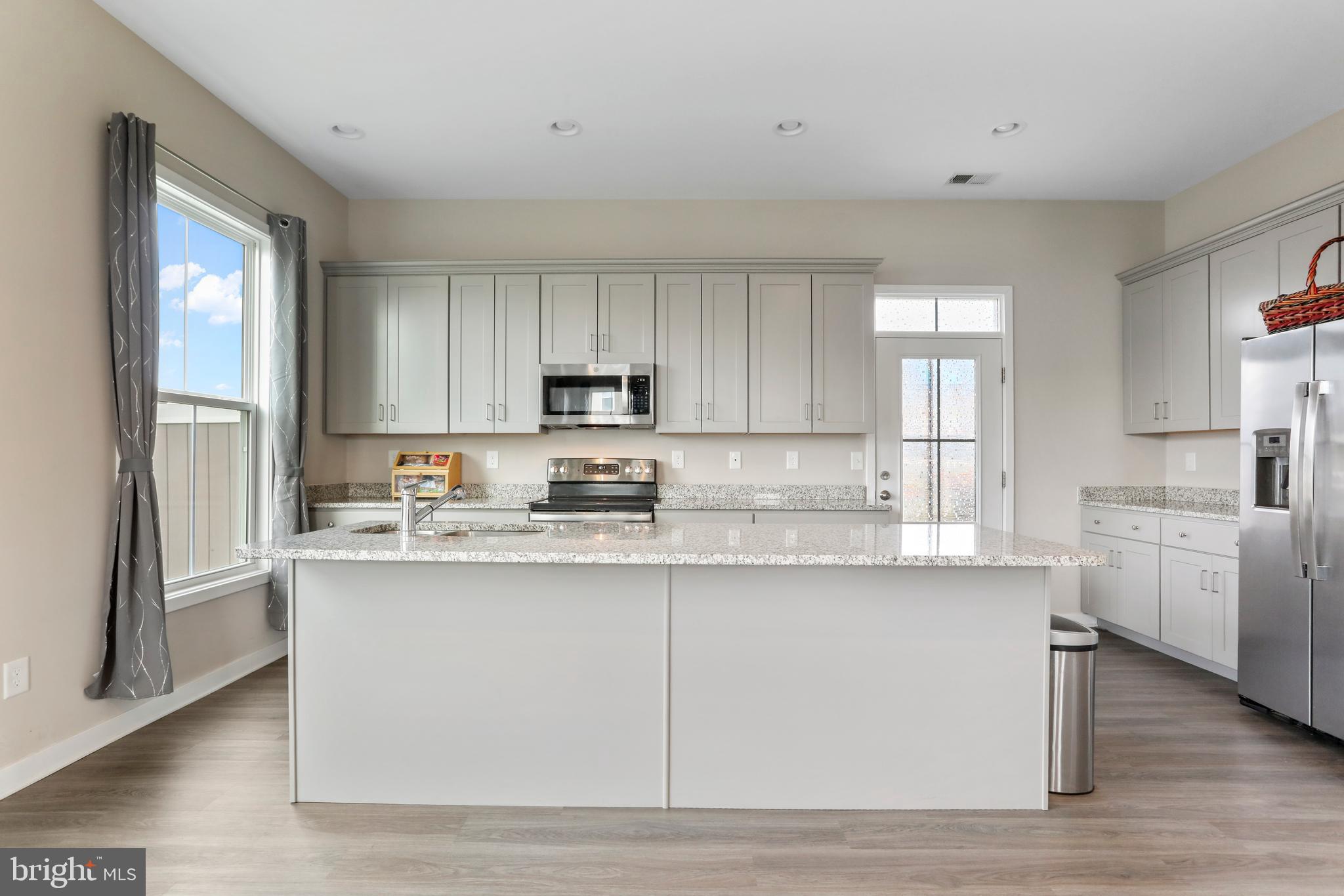 32 BONITA PINE TRAIL