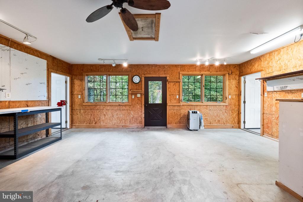447 FABLE ROAD