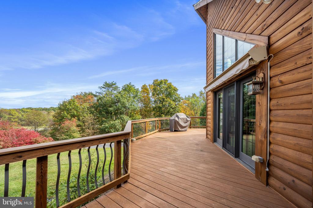 447 FABLE ROAD