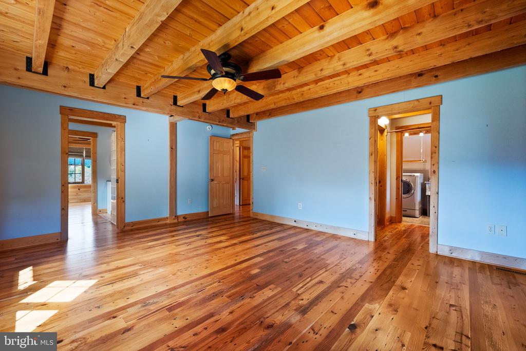 447 FABLE ROAD
