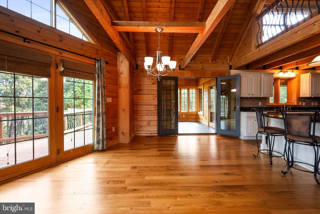 447 FABLE ROAD