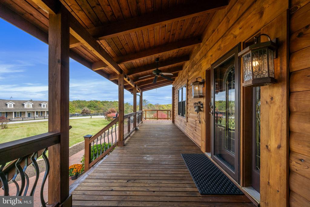 447 FABLE ROAD
