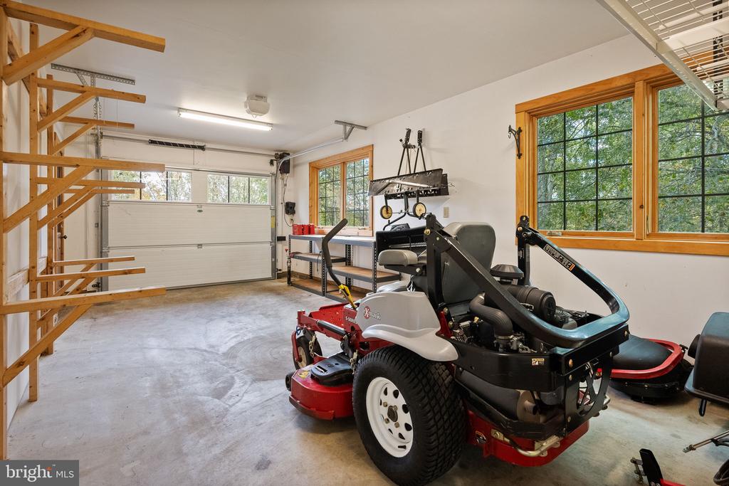 447 FABLE ROAD