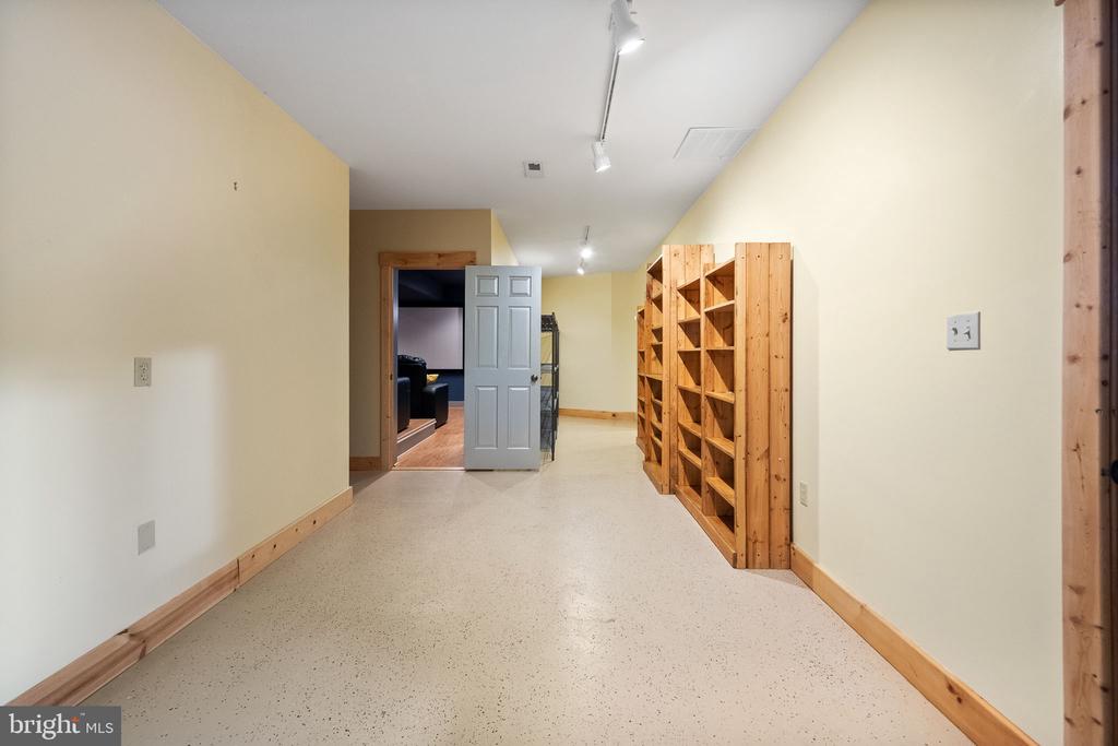 447 FABLE ROAD