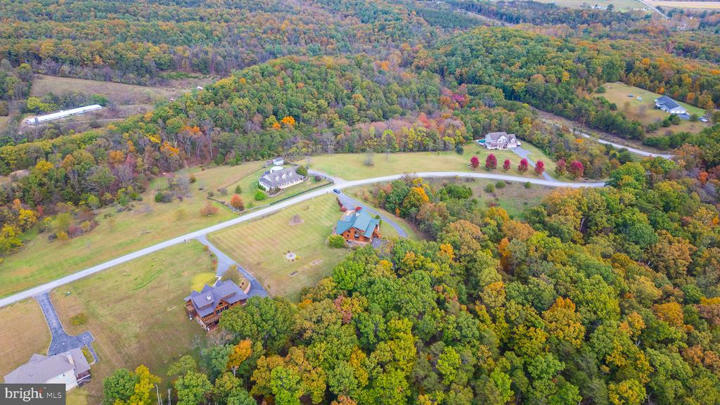 447 FABLE ROAD