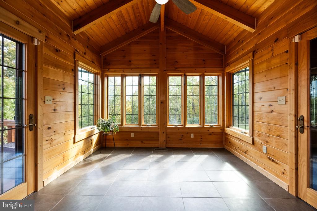 447 FABLE ROAD