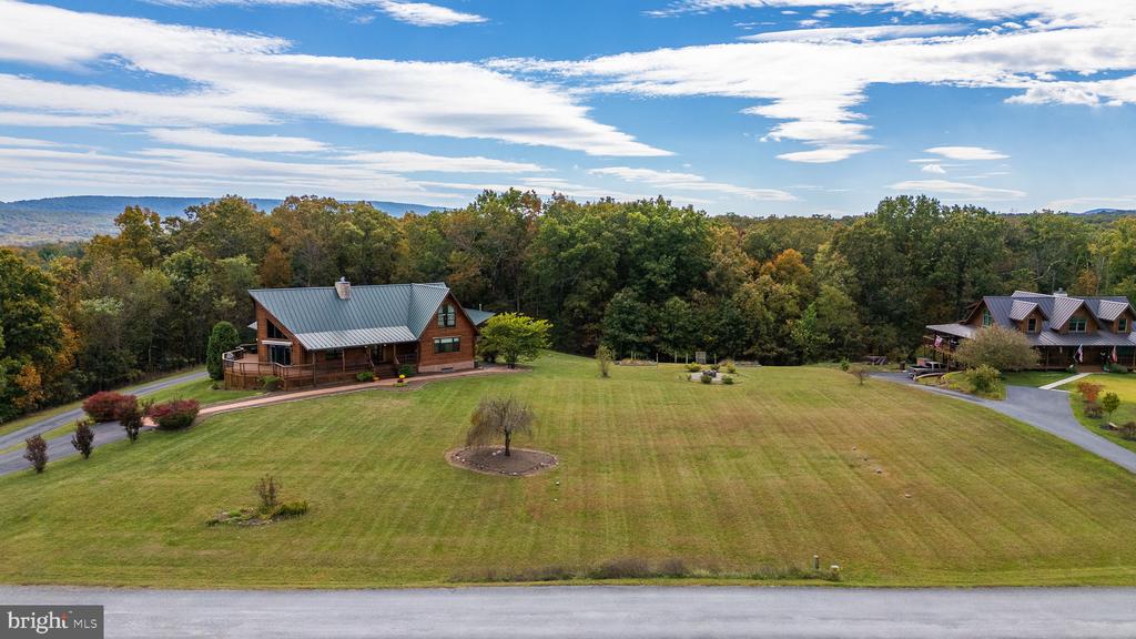 447 FABLE ROAD