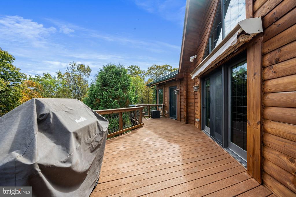 447 FABLE ROAD