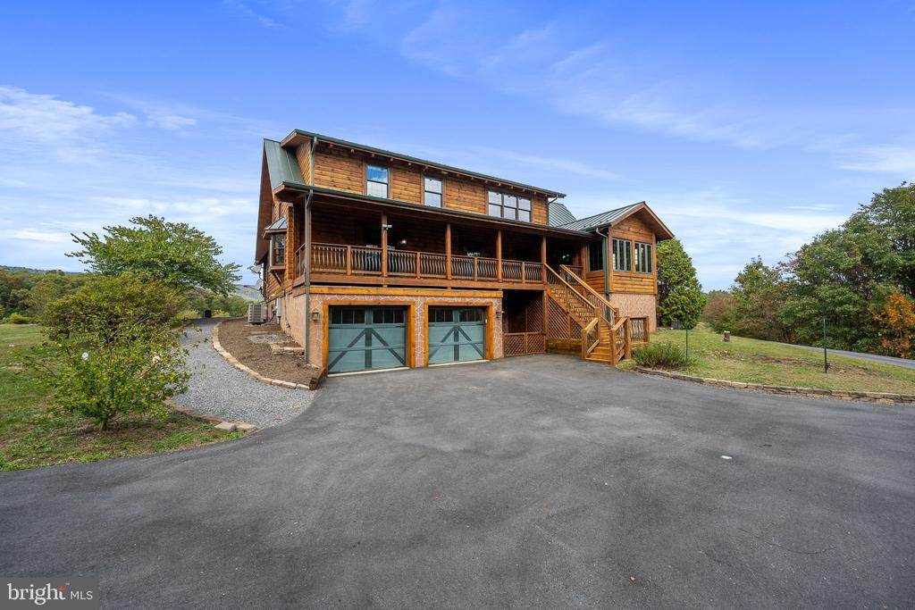 447 FABLE ROAD