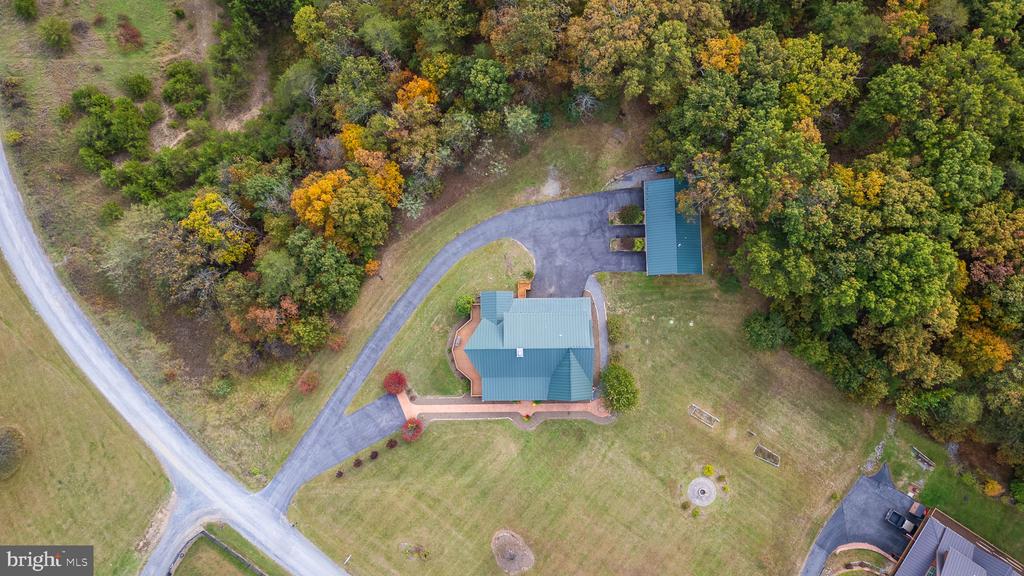 447 FABLE ROAD