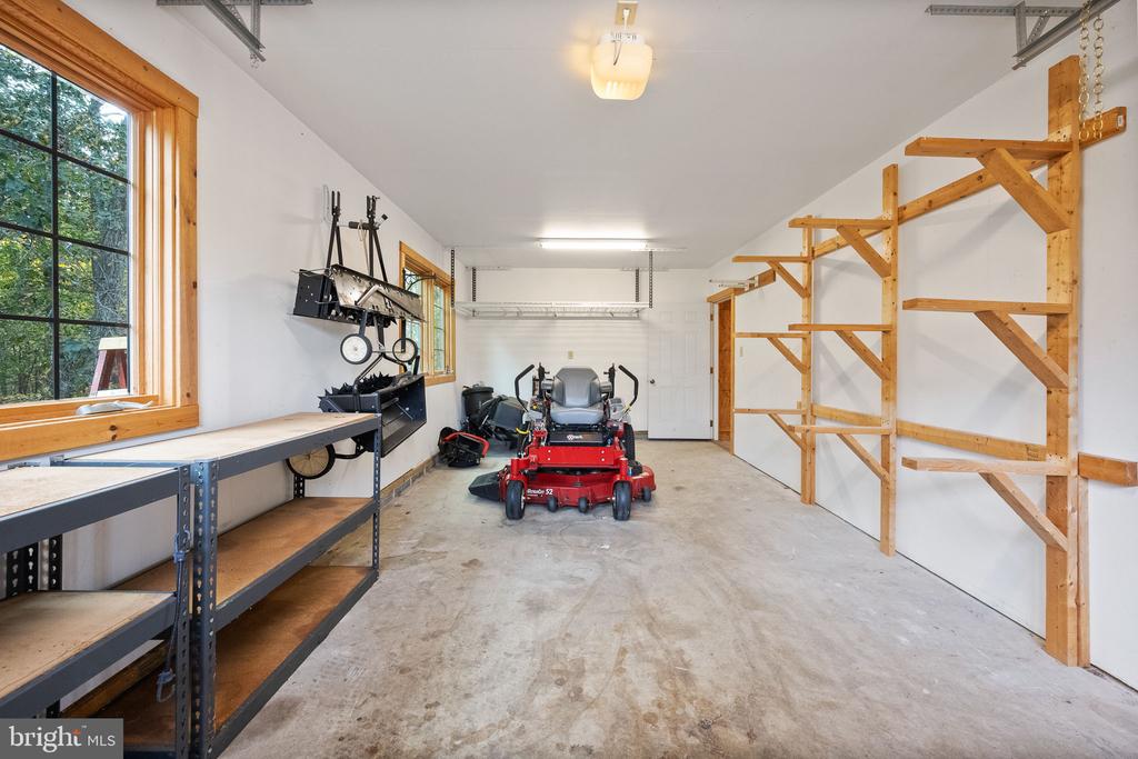 447 FABLE ROAD