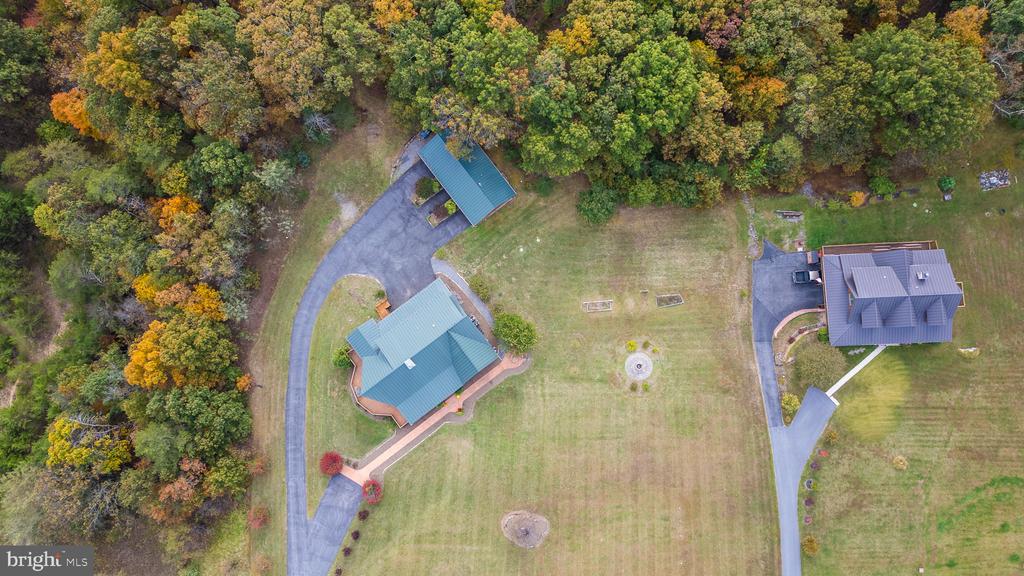 447 FABLE ROAD
