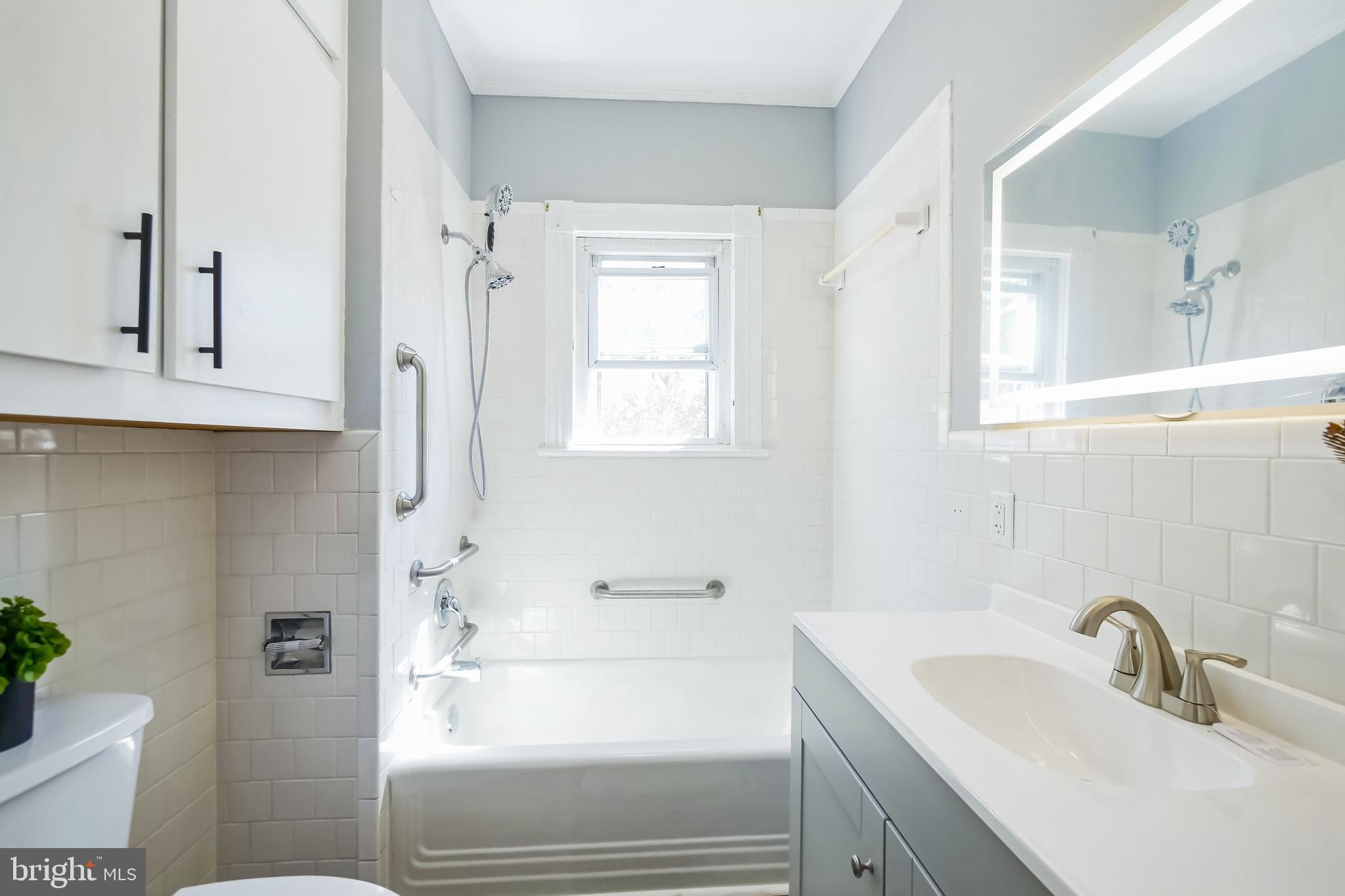 308 S ILLINOIS AVENUE