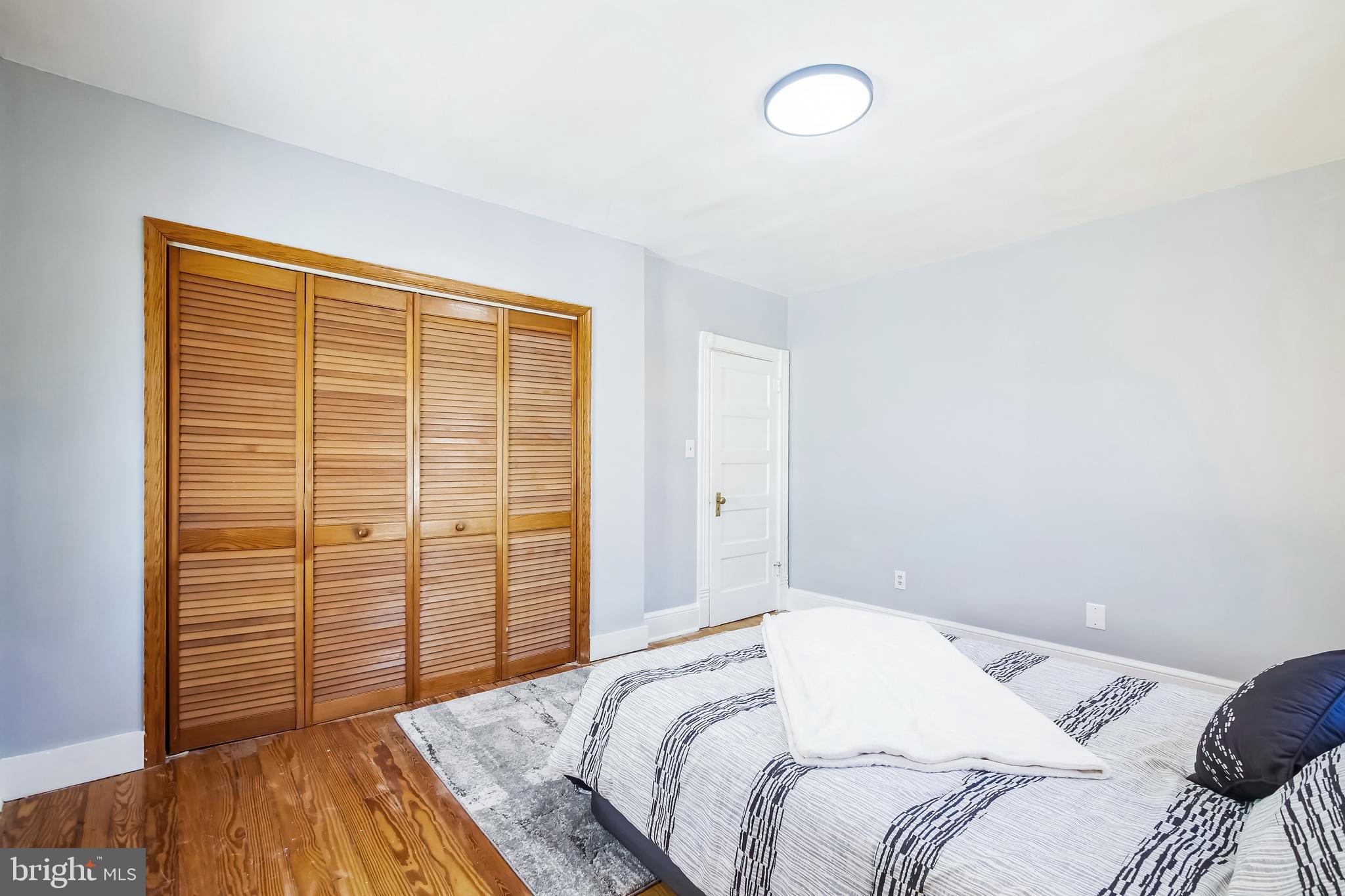 308 S ILLINOIS AVENUE