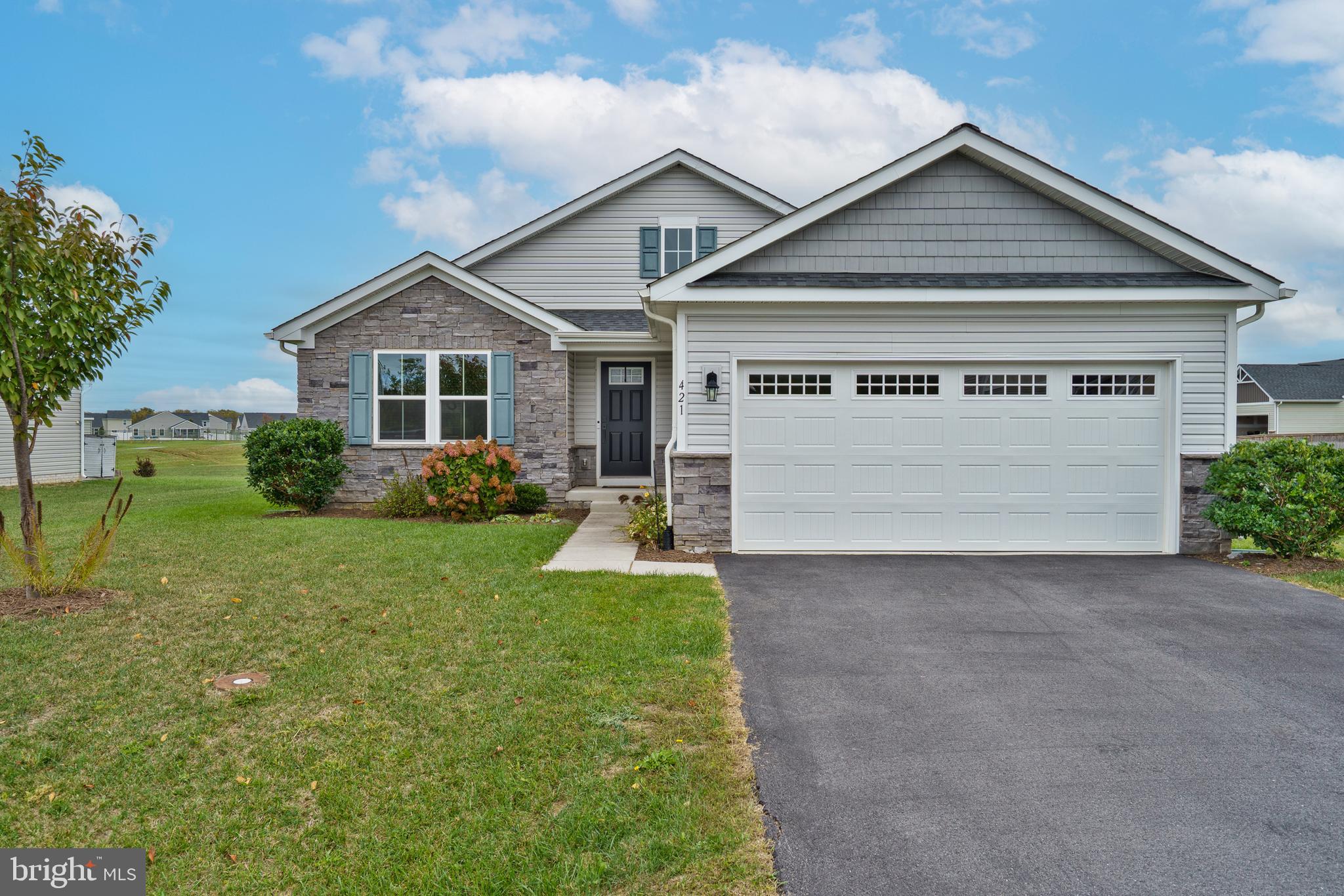 421 SWITCHGRASS COURT