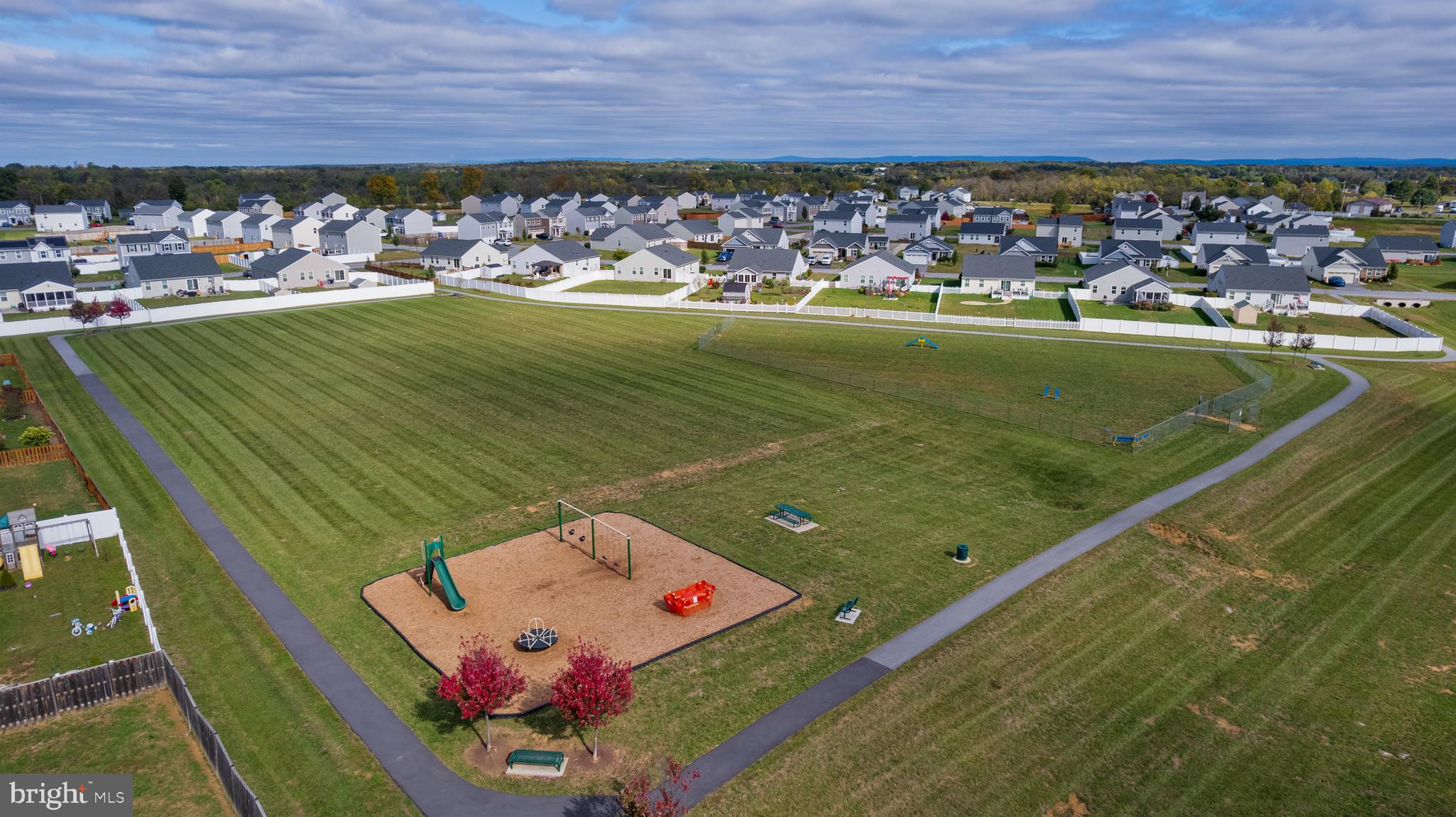 421 SWITCHGRASS COURT