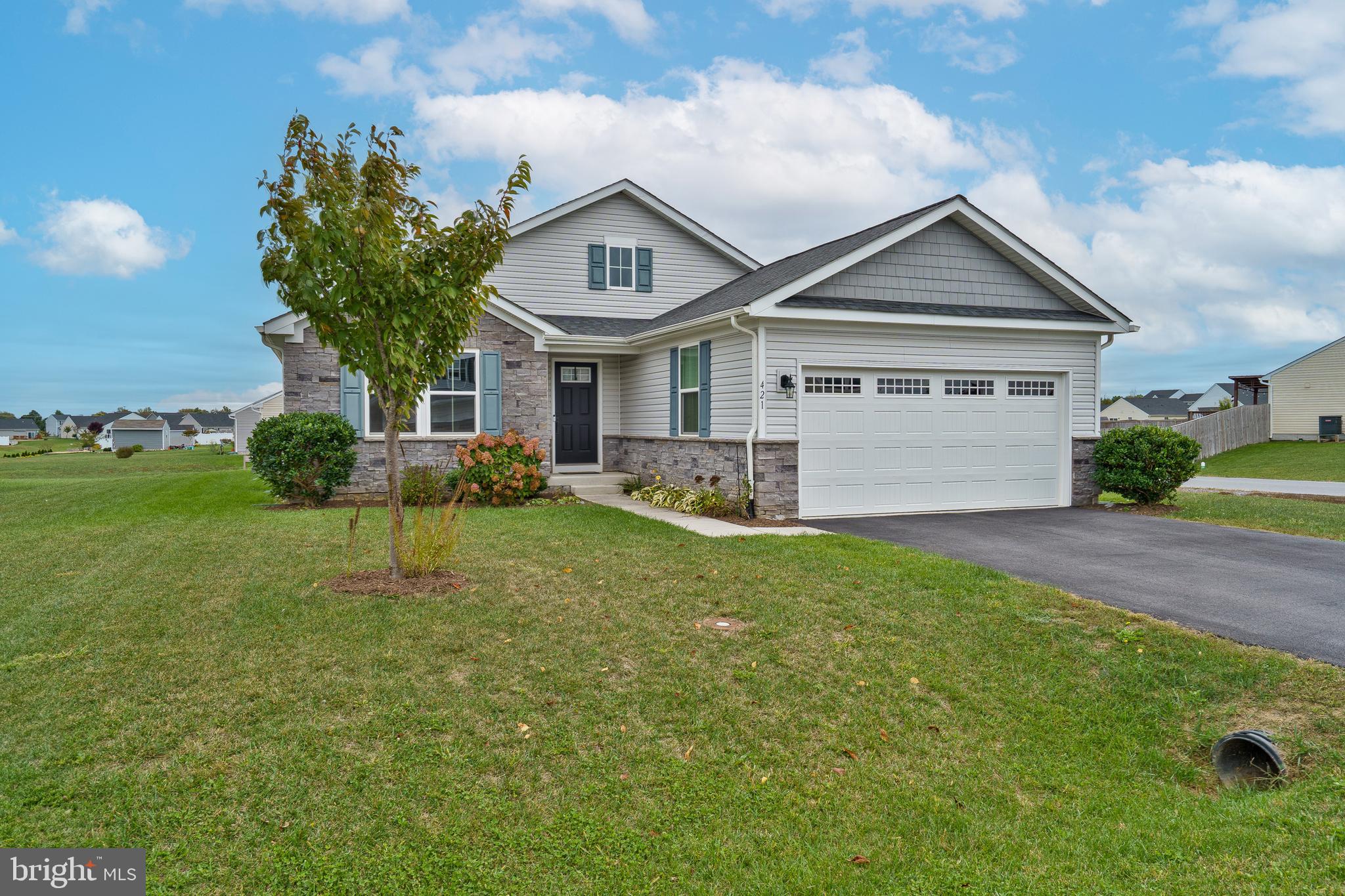 421 SWITCHGRASS COURT