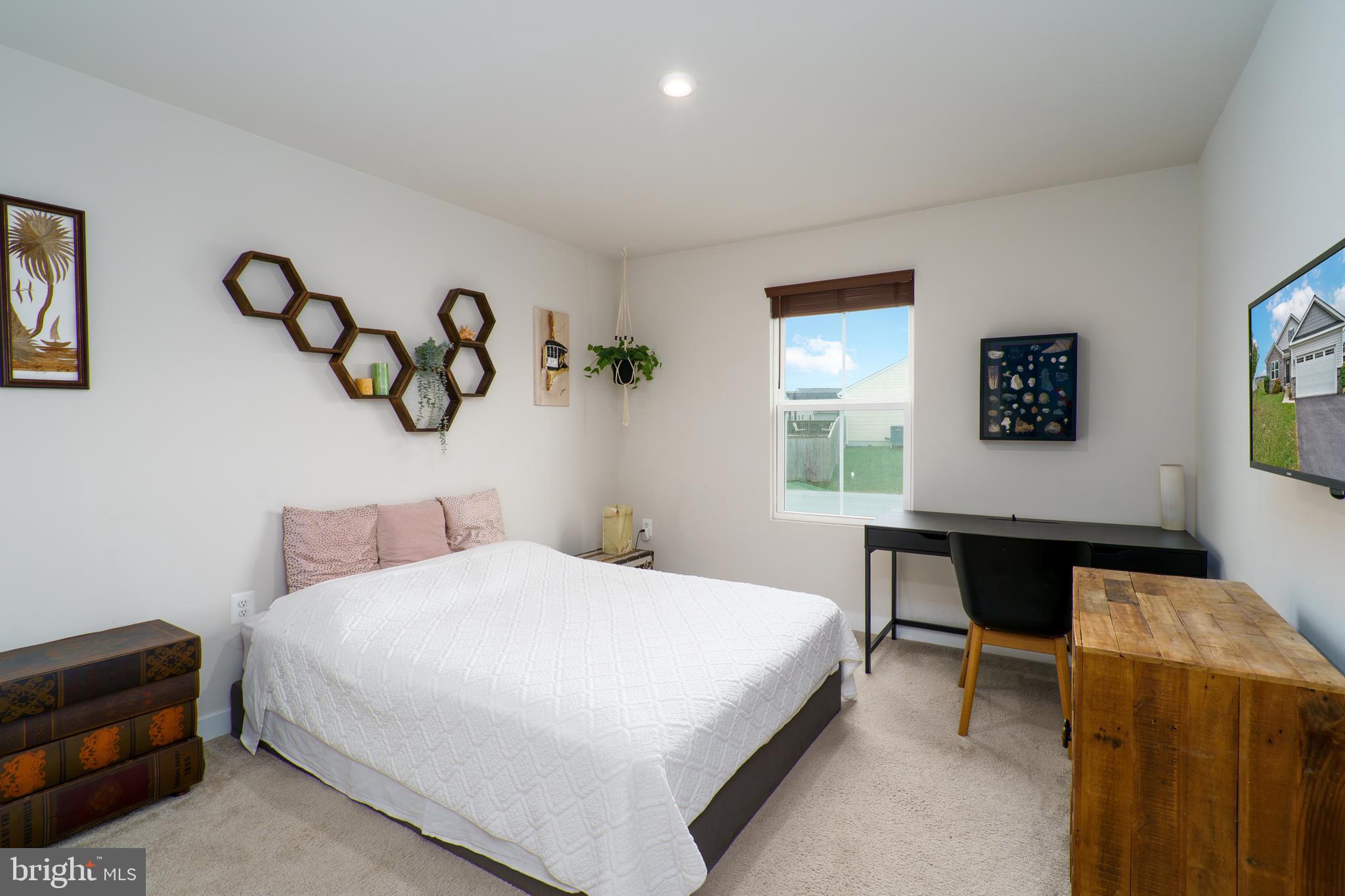 421 SWITCHGRASS COURT