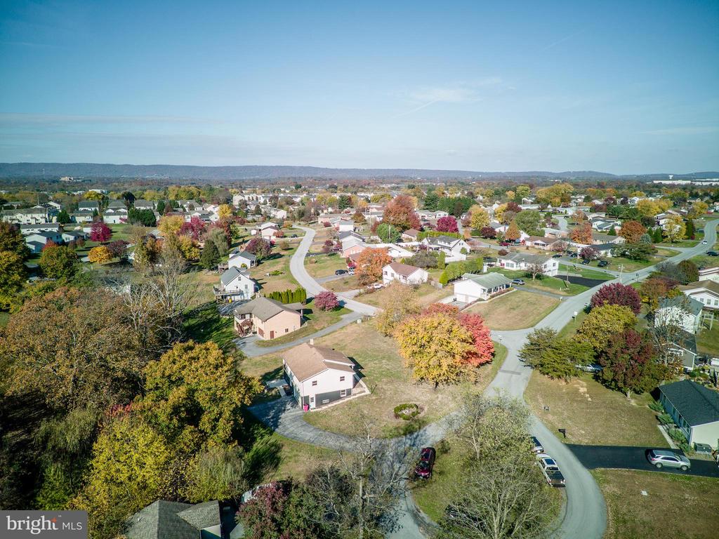 CLIFFORD DRIVE